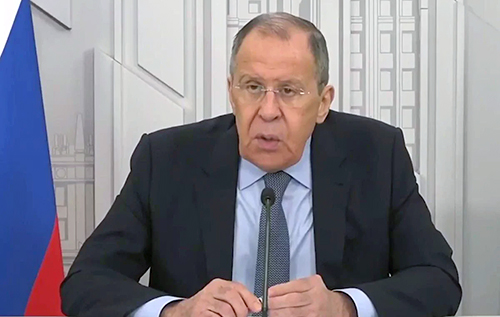 Лавров вимагає, щоб у виборах президента України брали участь українці з РФ